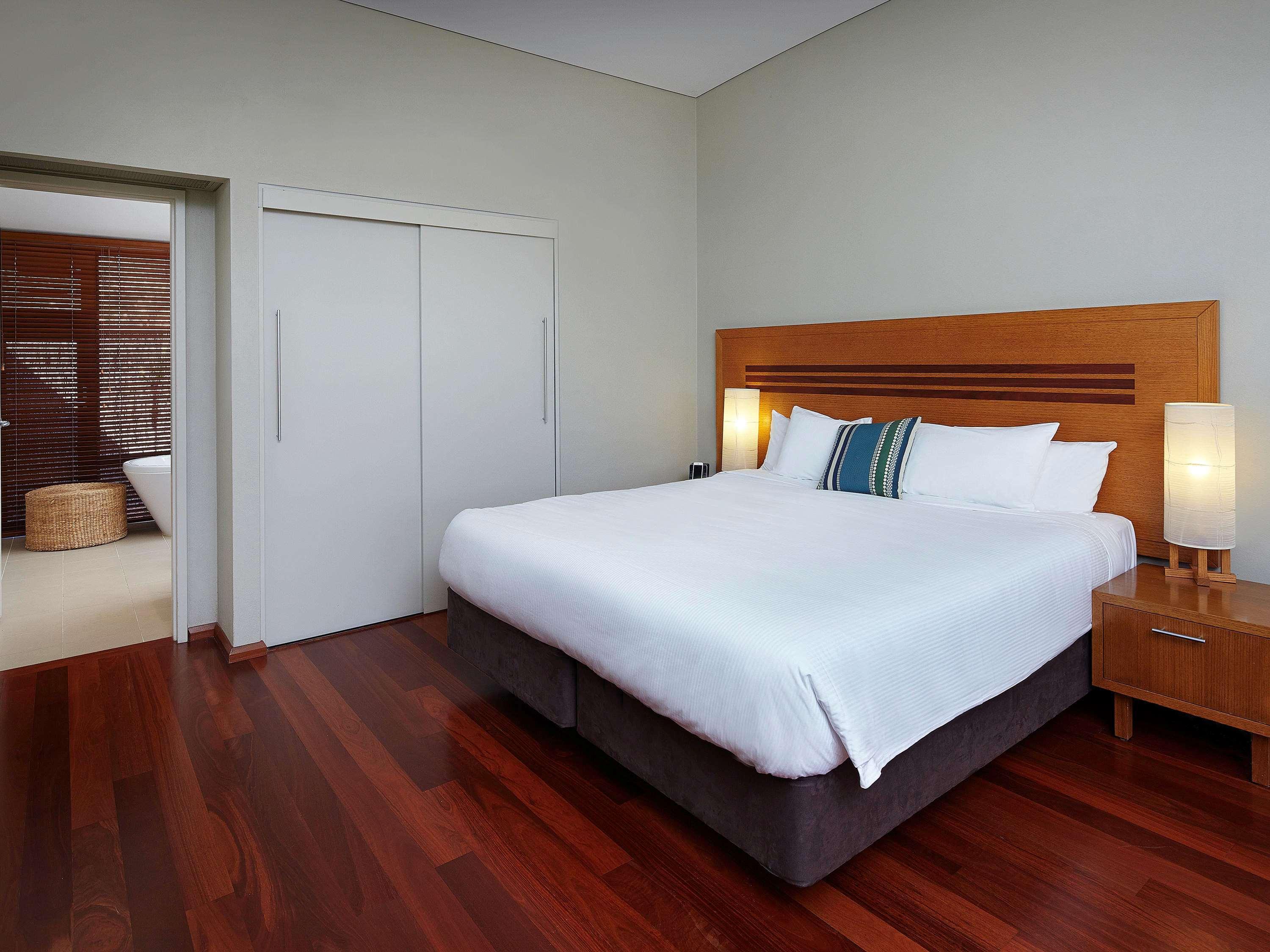 Pullman Bunker Bay Resort Margaret River Dunsborough Exterior foto A bedroom at the hotel