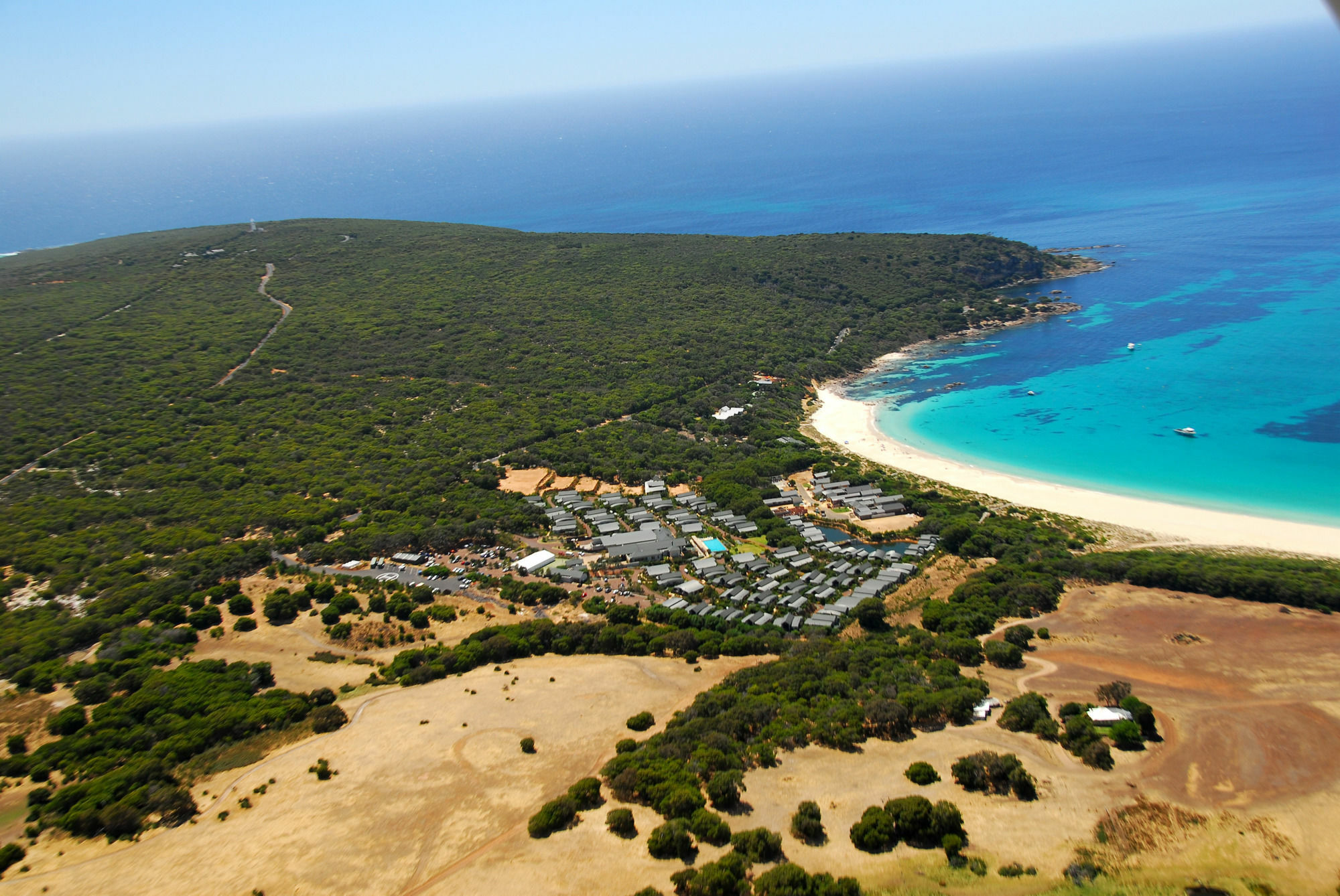 Pullman Bunker Bay Resort Margaret River Dunsborough Exterior foto Aerial view of the town